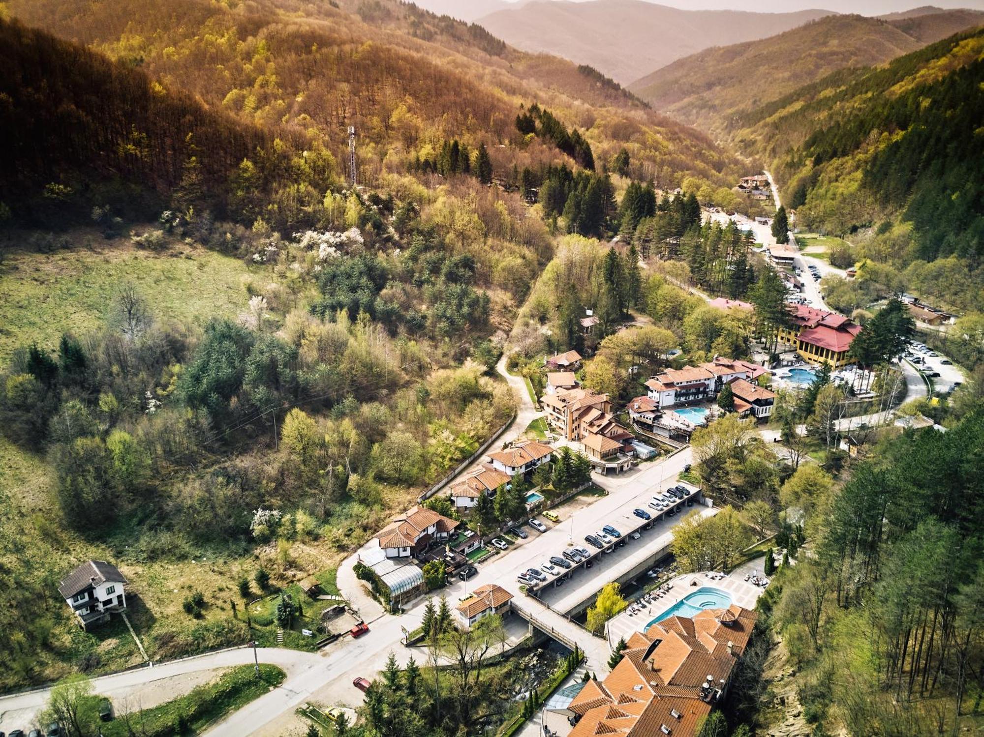Вълеви Къщи Chiflik Buitenkant foto