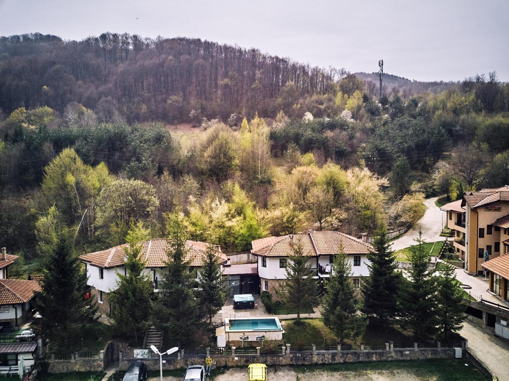 Вълеви Къщи Chiflik Buitenkant foto